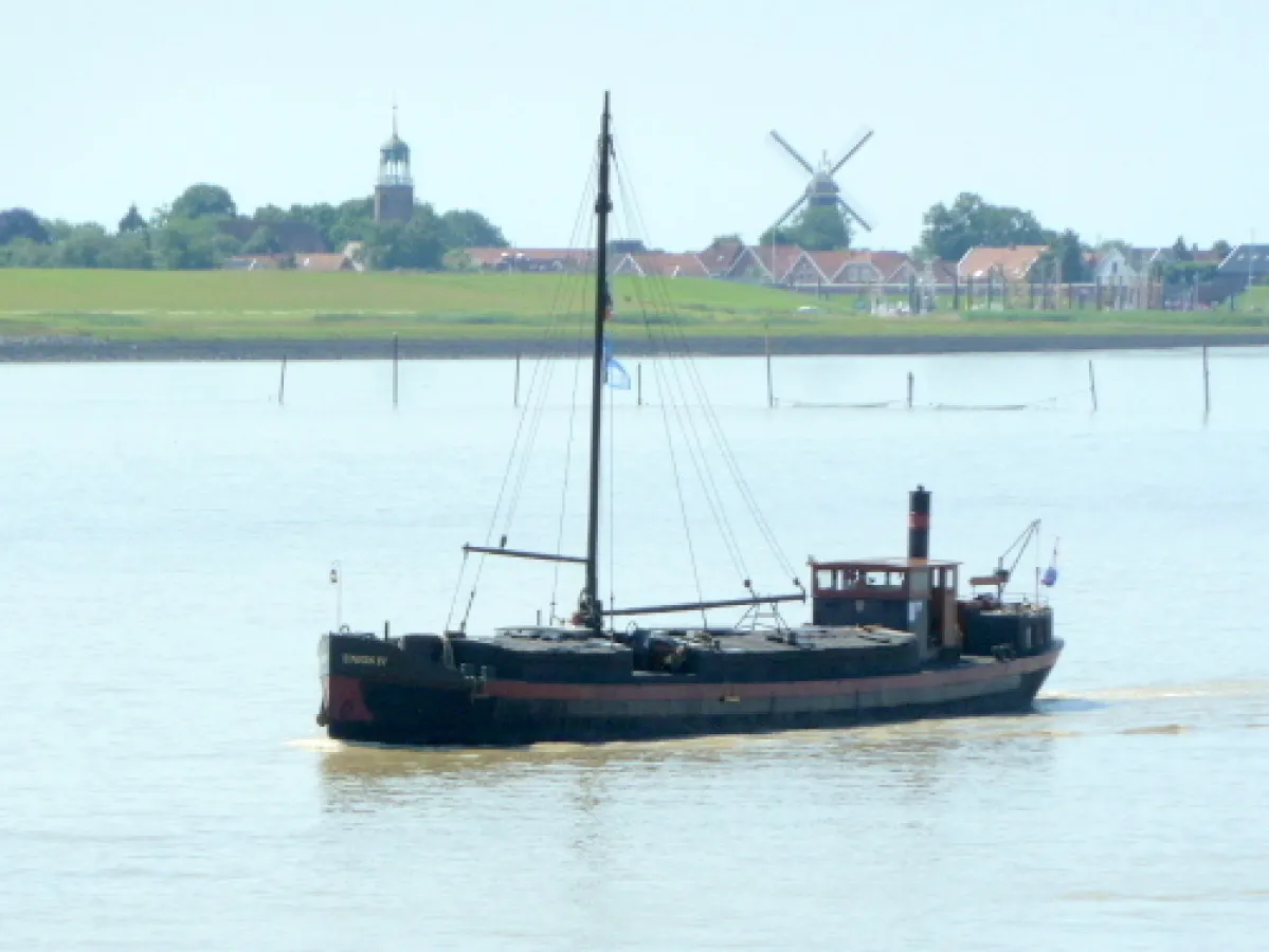 Steel Houseboat Stoombeurtschip 3618