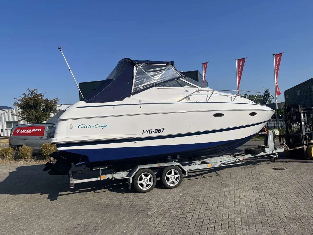 Polyester Motorboat Chris Craft 850