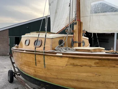 Wood Sailboat Cabin sailboat 600 Photo 19