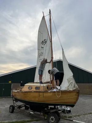 Wood Sailboat Cabin sailboat 600 Photo 27