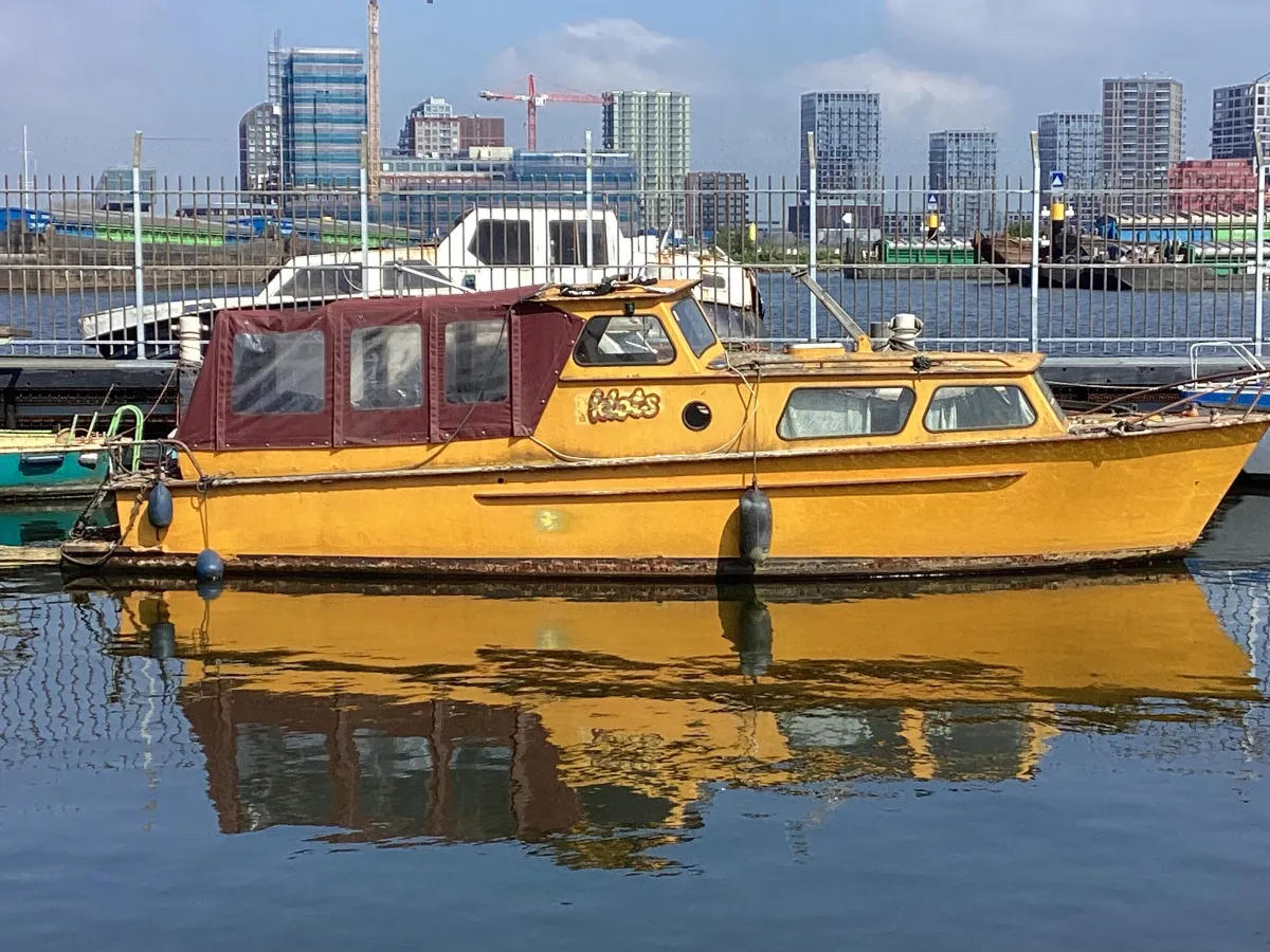 Steel Budgetboat Cabin boat 800