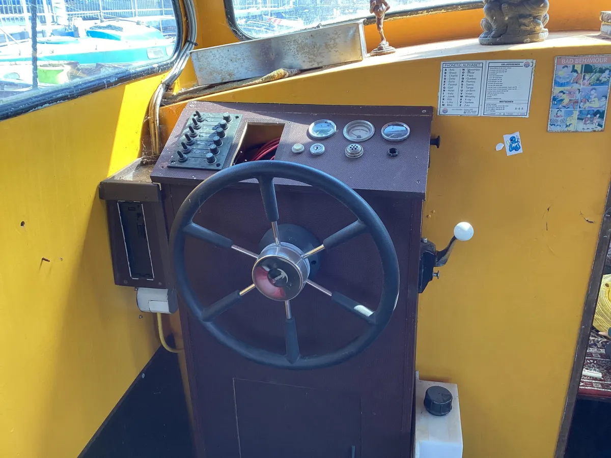 Steel Budgetboat Cabin boat 800