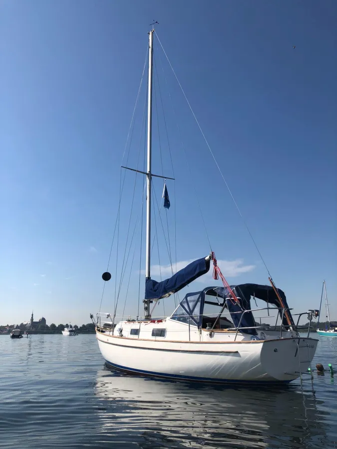 Polyester Sailboat Hallberg Rassy Monsun