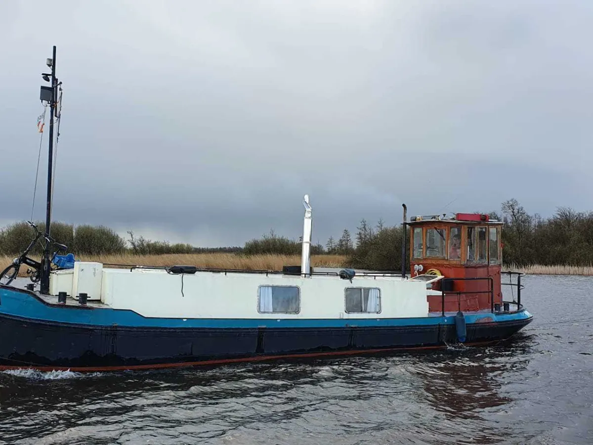 Steel Workboat Bunkerboot Steilsteven