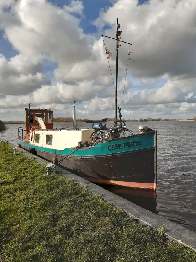 Steel Workboat Bunkerboot Steilsteven