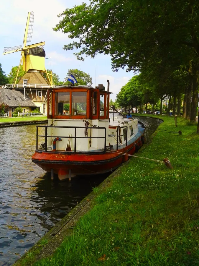 Steel Workboat Bunkerboot Steilsteven