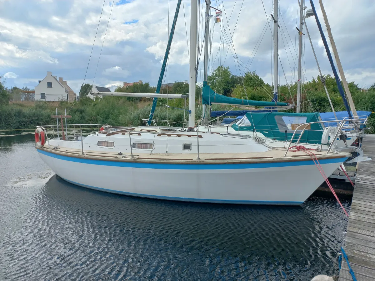 Polyester Sailboat Westerly Konsort