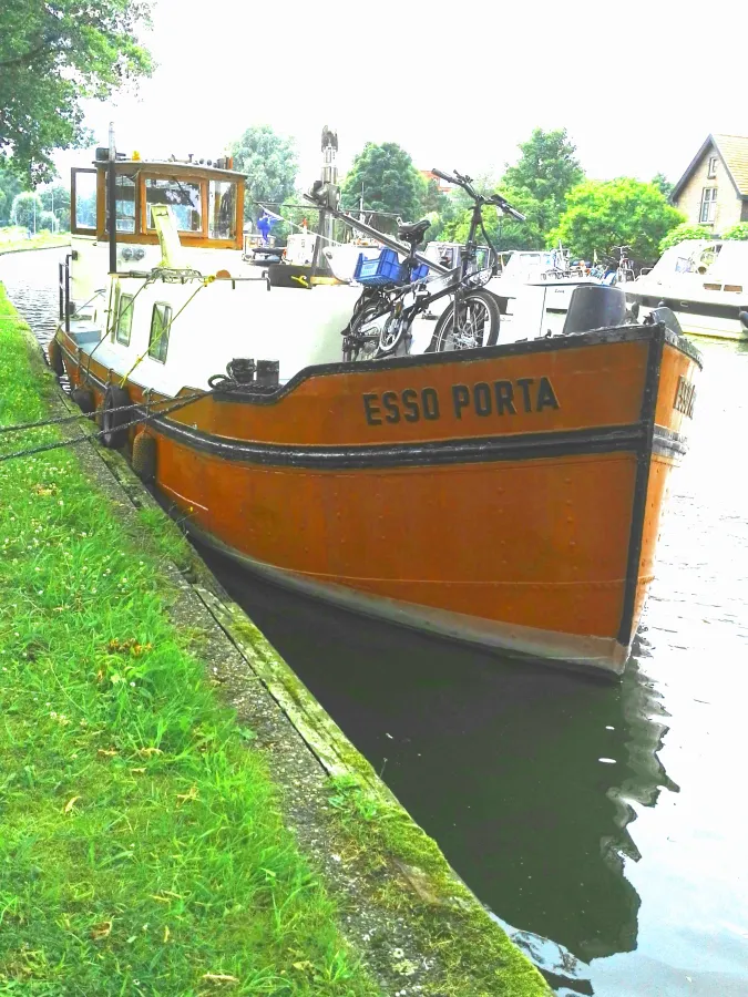 Steel Workboat Bunkerboot Steilsteven