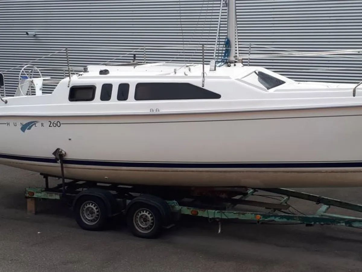 Polyester Sailboat Hunter 26