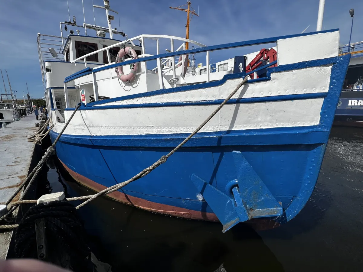 Steel Workboat Tour boat 70 Pax