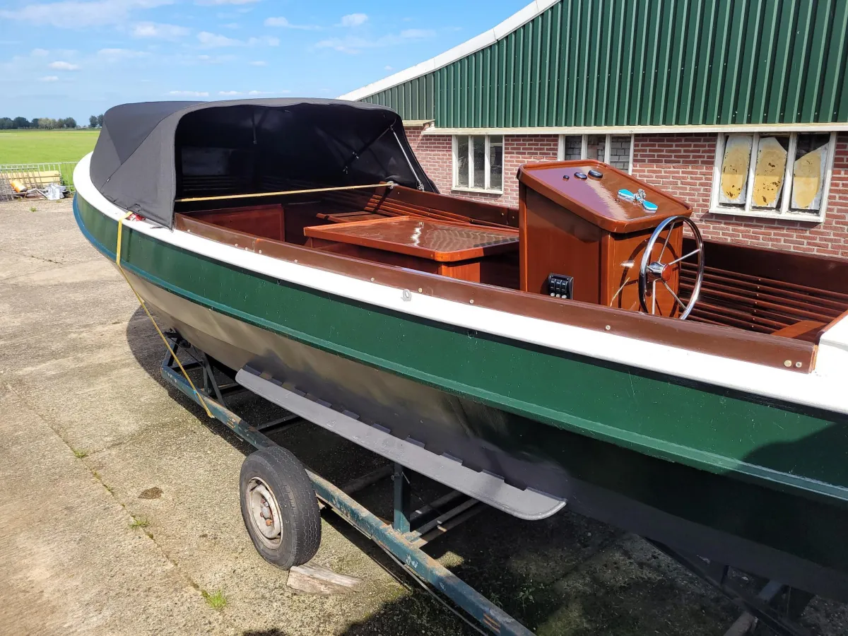 Steel Sloop Vlet 720