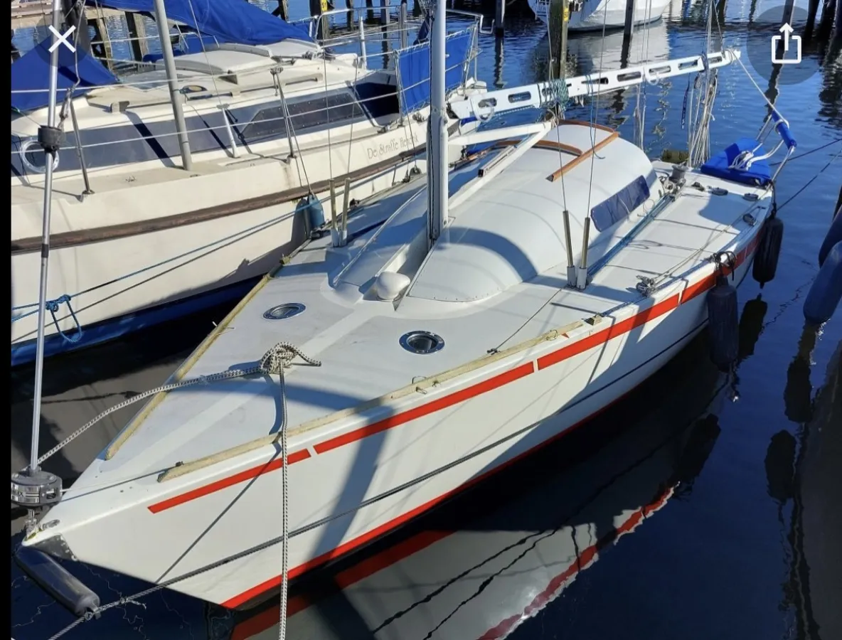 Polyester Sailboat Minitonner 730