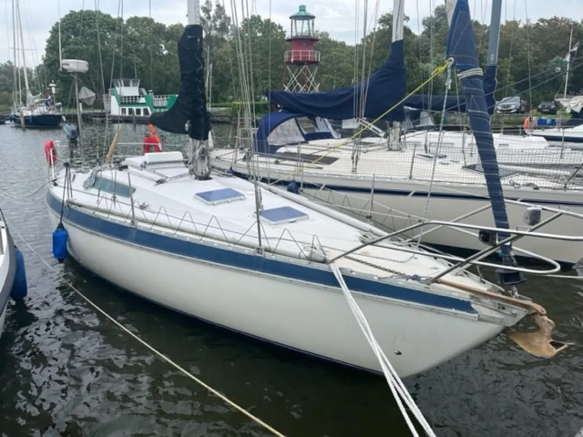 Polyester Zeilboot Jeanneau Melody