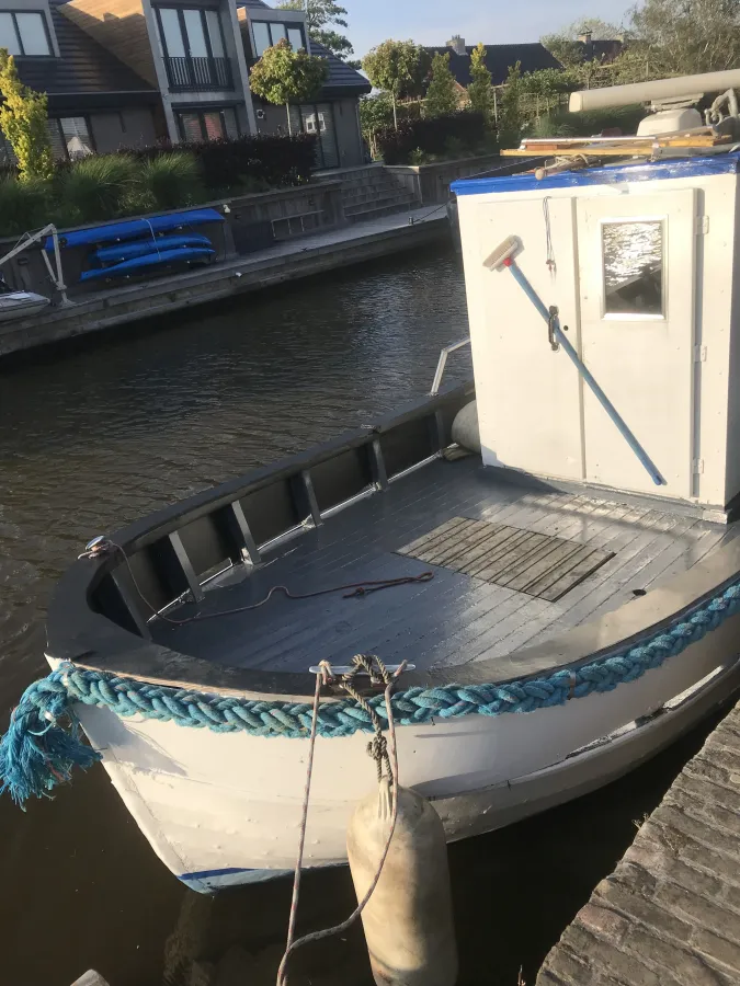 Wood Motorboat Kotter 900