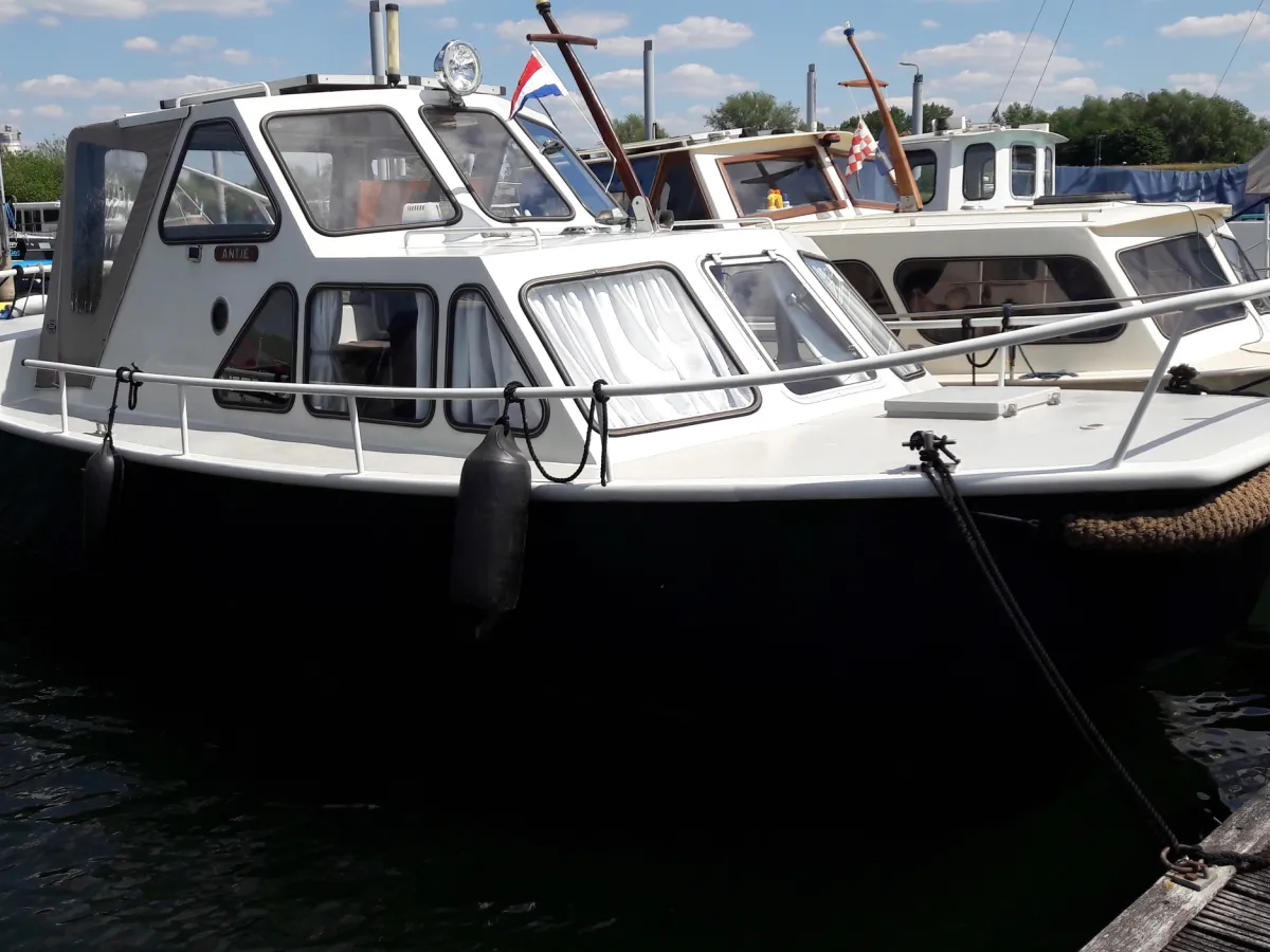 Steel Motorboat Doerak 800 AK