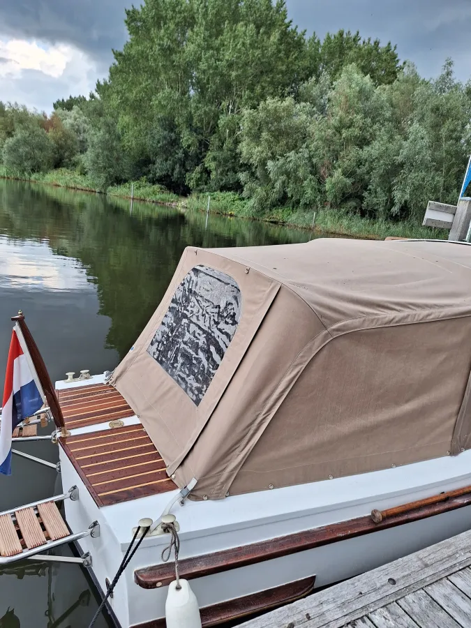 Steel Motorboat Bakdekker Cammenga