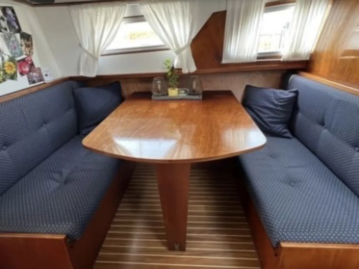 Polyester Motorboat Princess 32