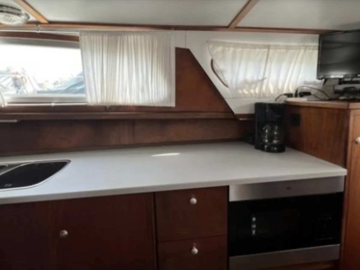 Polyester Motorboat Princess 32