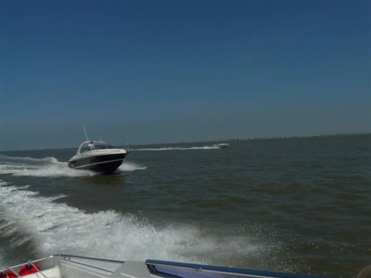 Polyester Motorboat Airon Marine 325