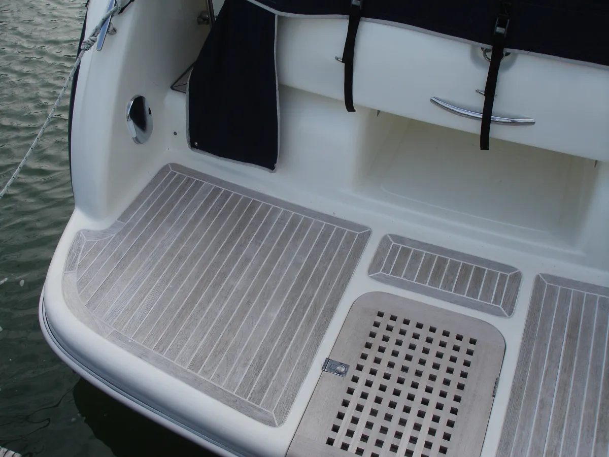 Polyester Motorboat Airon Marine 325