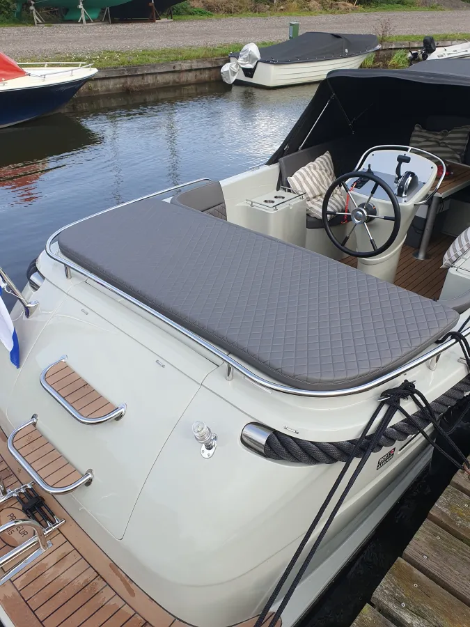 Polyester Sloop Primeur 615