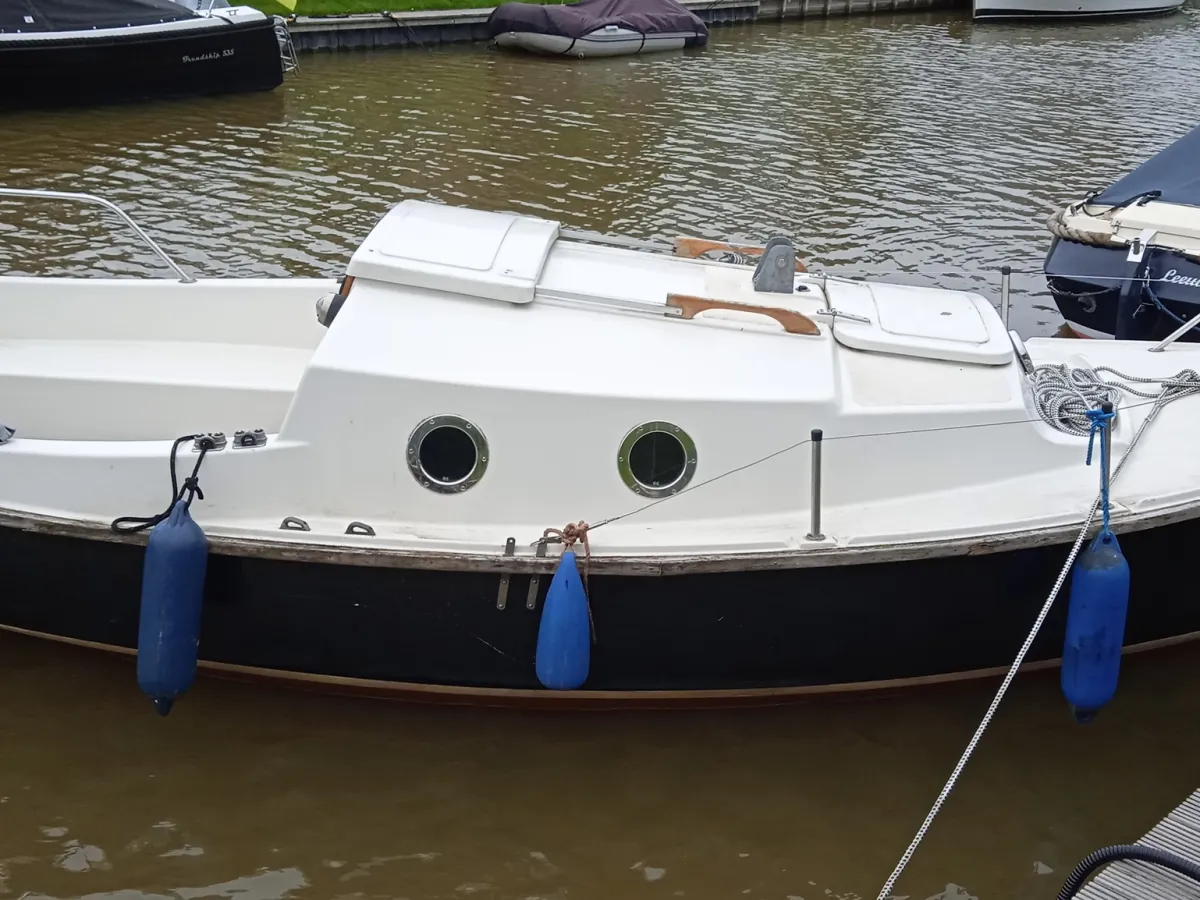 Polyester Sailboat Privateer 20