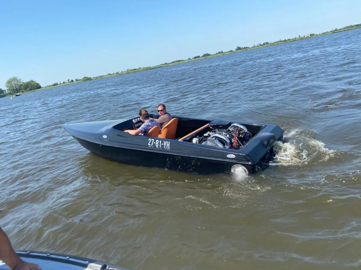 Other material Speedboat Cyclone 700