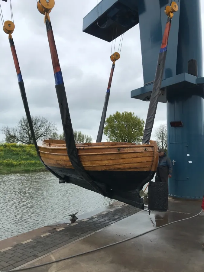 Bois Barque Sloop 625