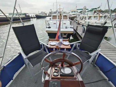 Steel Motorboat Hollandia Kruiser 900 Photo 33