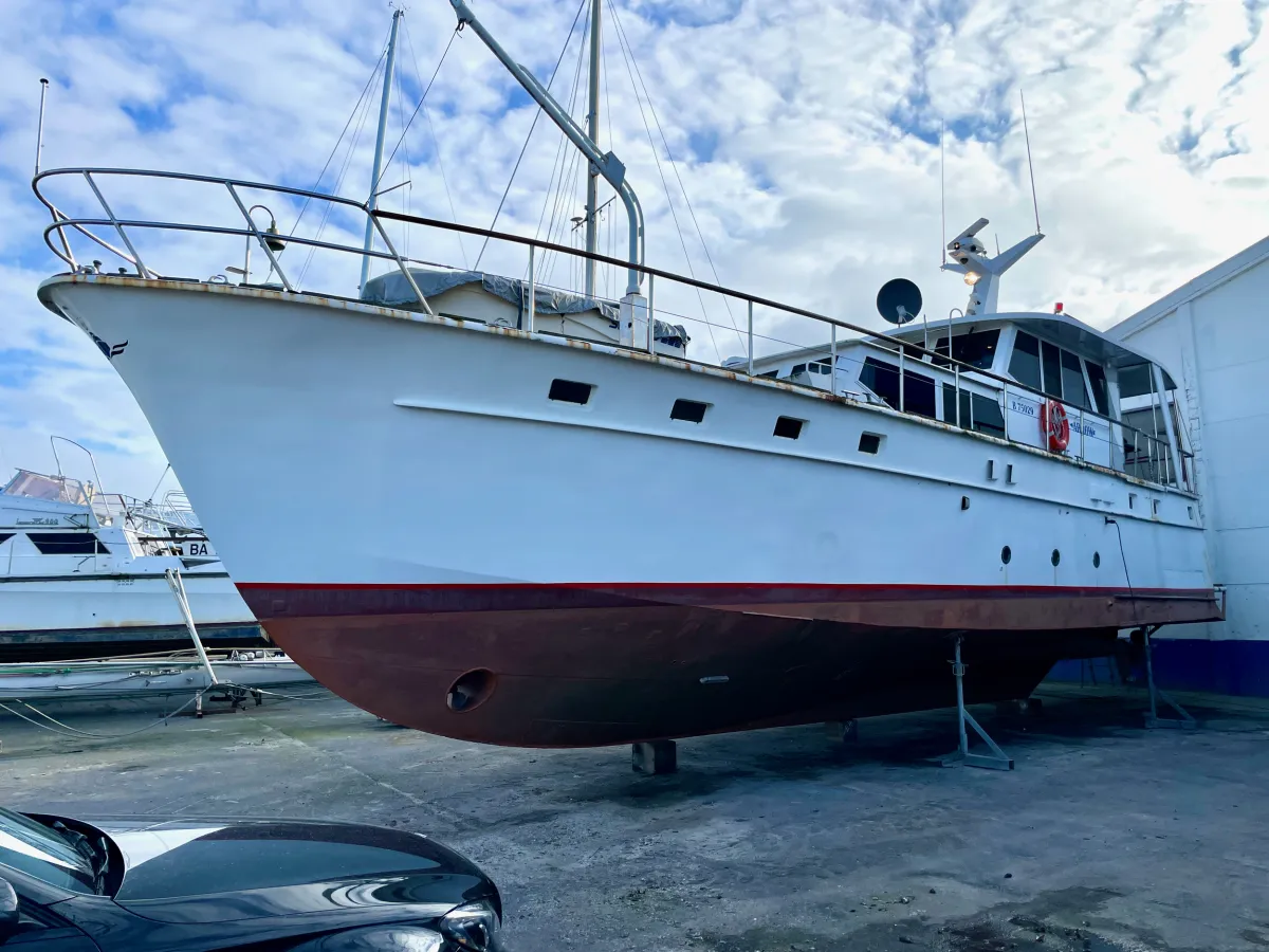 Steel Motorboat Motor yacht 1695