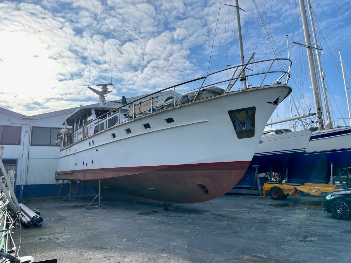 Steel Motorboat Motor yacht 1695