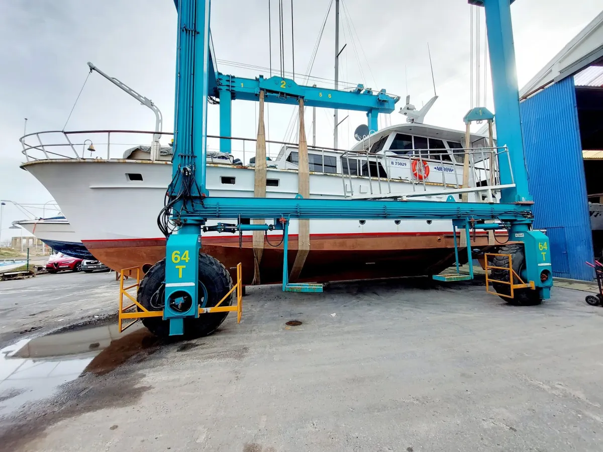 Steel Motorboat Motor yacht 1695