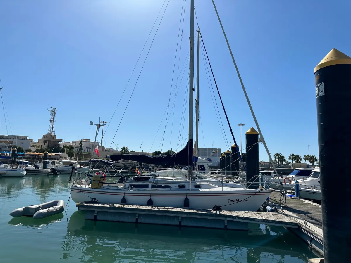 Polyester Sailboat Catalina C30