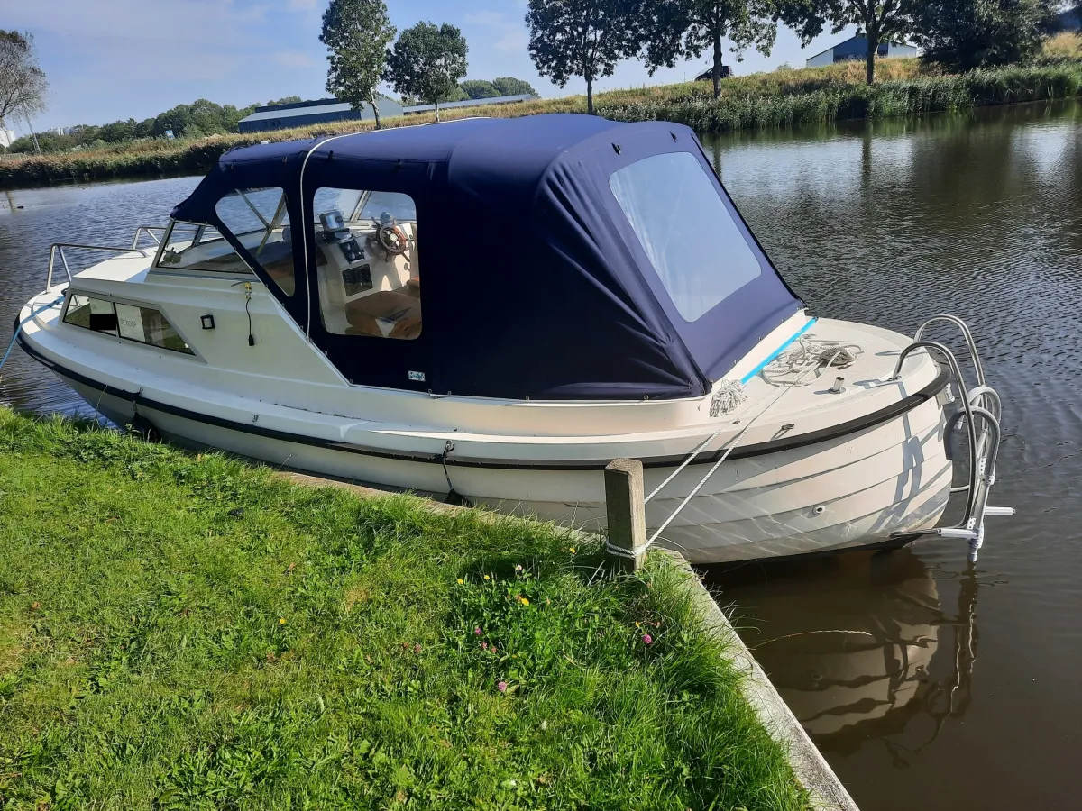 Polyester Motorboat Fevik 690