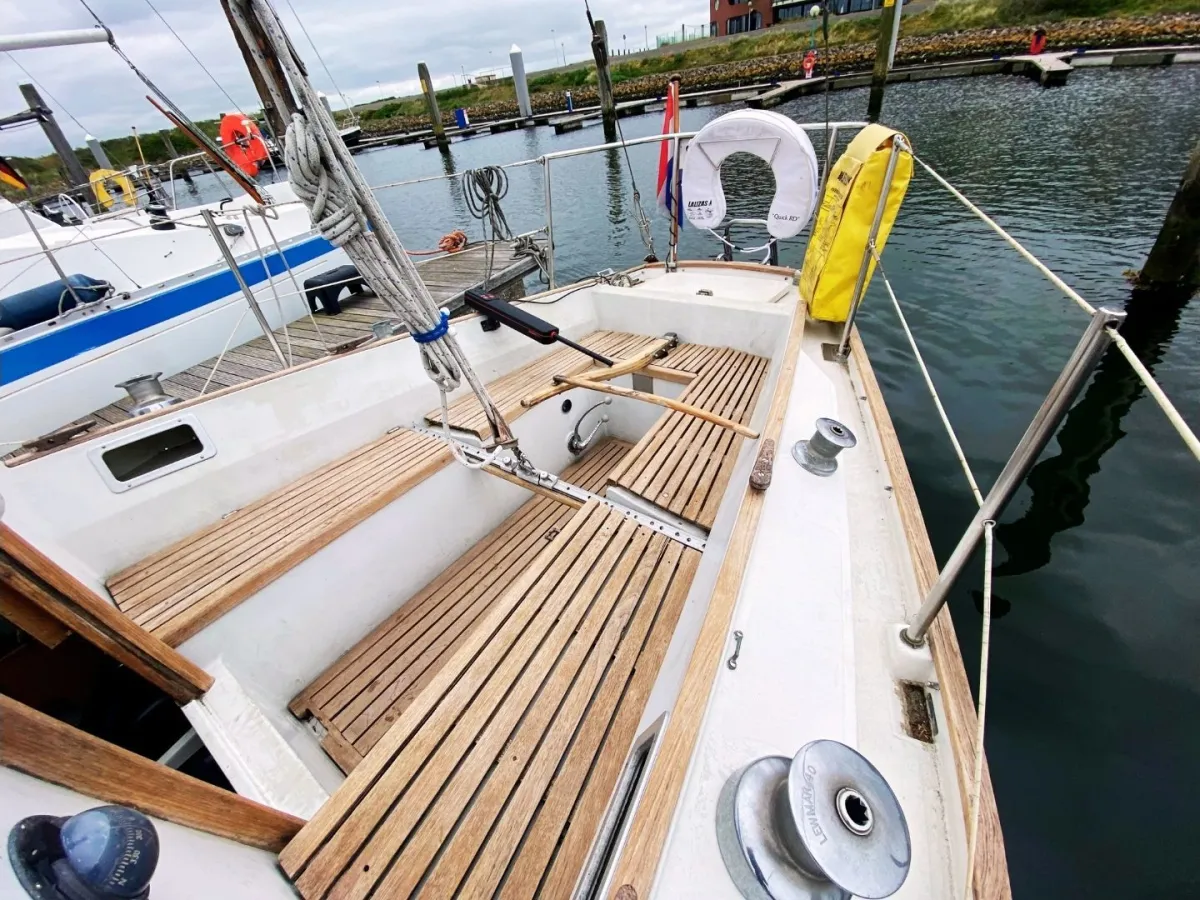 Polyester Sailboat Dufour Arpege