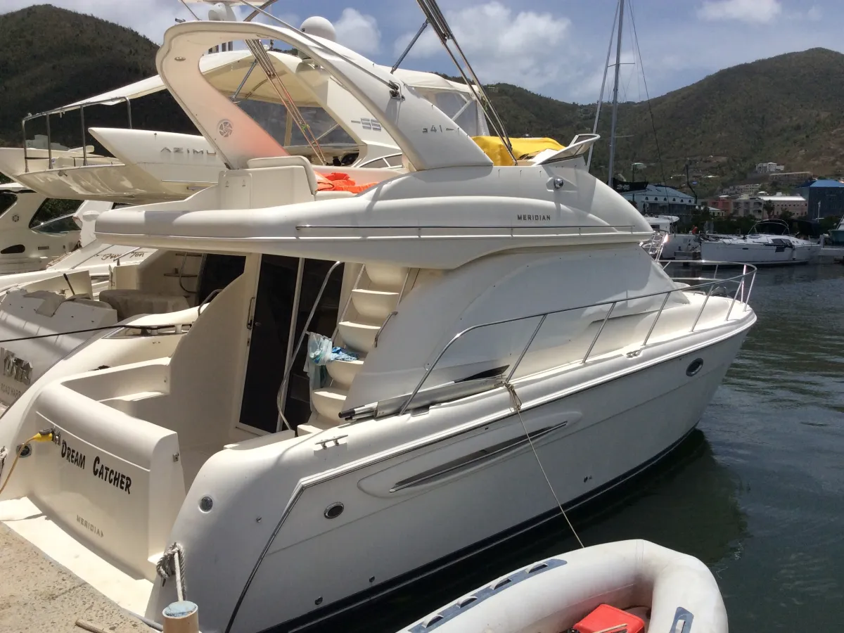 Polyester Motorboat Meridian 341