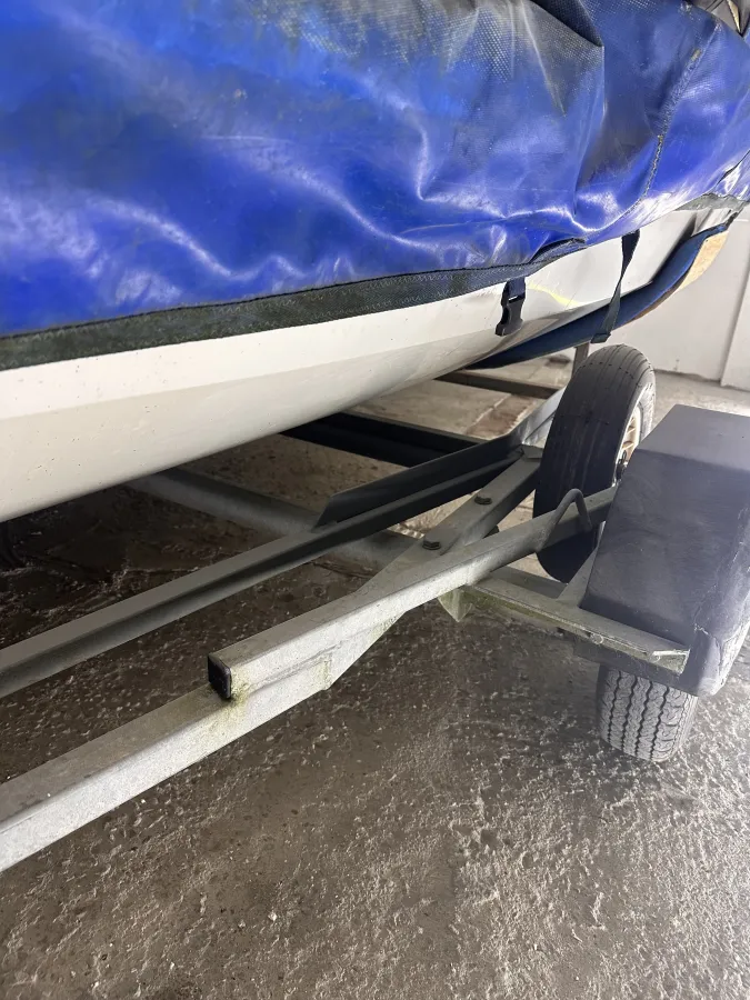 Polyester Sailboat Laser 4000