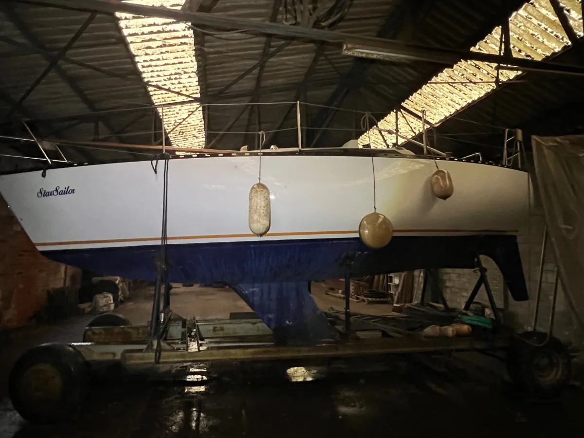 Polyester Sailboat Neptune Trident 80