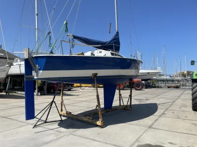 Polyester Sailboat Michel Joubert Quarter Ton Class Photo 2